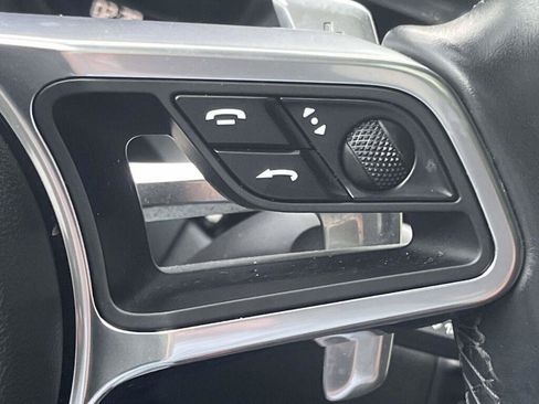Used 2019 Porsche Macan AWD/4WD image 35