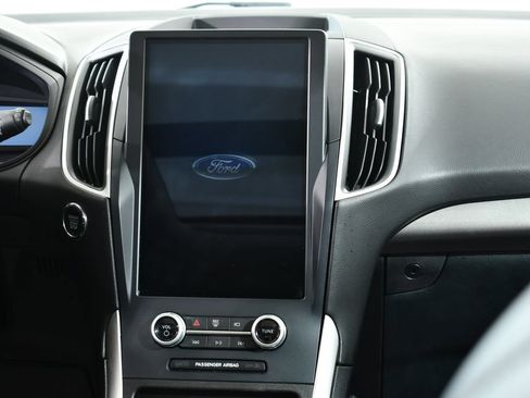 Used 2023 Ford Edge SEL w/ Convenience Package AWD/4WD image 9