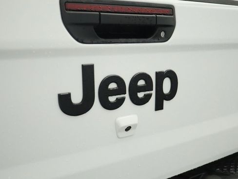 New 2026 Jeep Gladiator Sport AWD/4WD image 20