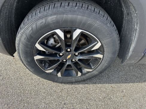 Used 2022 Chevrolet TrailBlazer LT AWD/4WD image 13