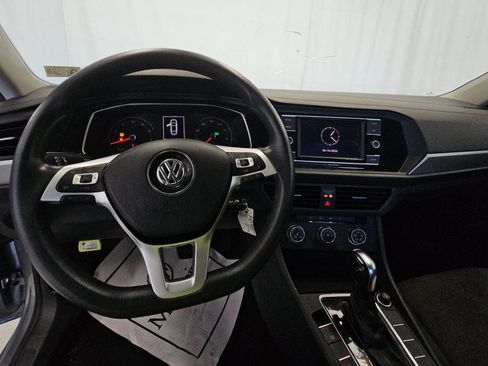 Used 2019 Volkswagen Jetta S w/ Driver Assistance Package FWD image 6