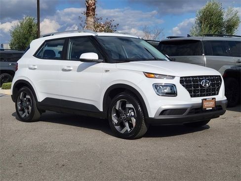 New 2026 Hyundai Venue SEL image 27