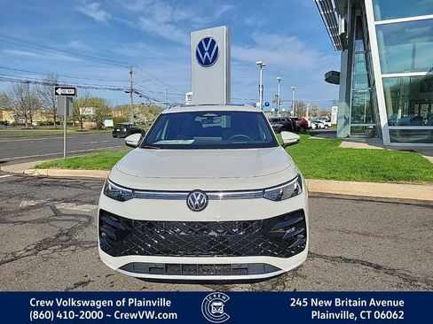 New 2026 Volkswagen Tiguan SEL R-Line AWD/4WD image 2