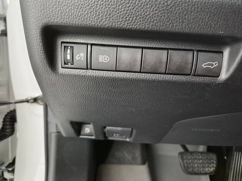 Used 2021 Toyota RAV4 Limited AWD/4WD image 12