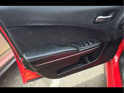 Used 2019 Dodge Charger GT RWD image 28