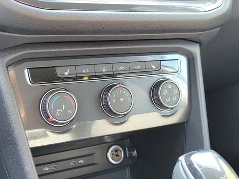 Used 2023 Volkswagen Tiguan S FWD image 25