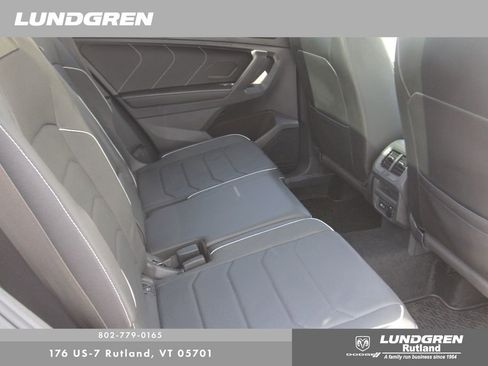 Used 2024 Volkswagen Tiguan SEL R-Line AWD/4WD image 21