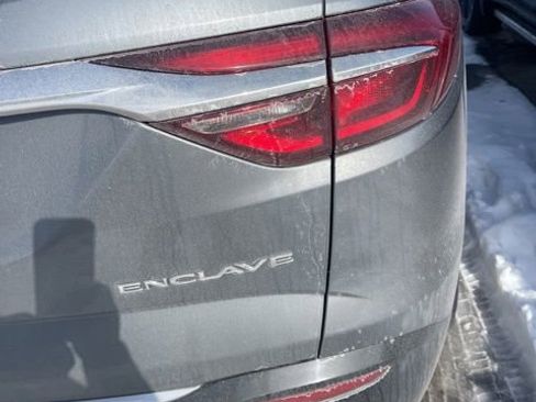 Used 2018 Buick Enclave Premium w/ Experience Buick Package image 6