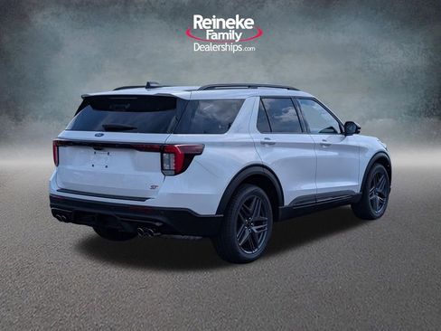 New 2026 Ford Explorer ST image 5