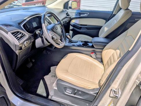 Used 2018 Ford Edge SEL w/ Equipment Group 201A AWD/4WD image 5