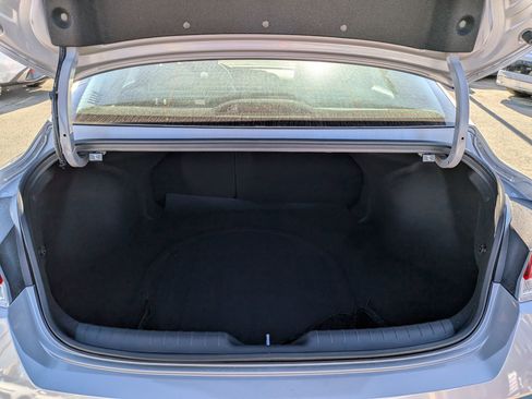 New 2026 Hyundai Elantra Limited image 23