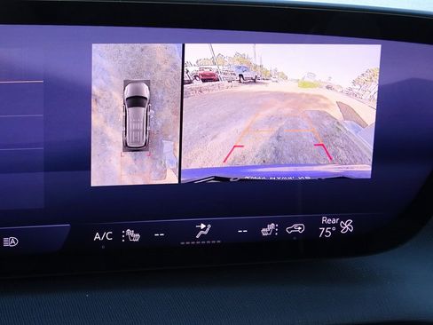 Used 2025 Buick Enclave Preferred image 36