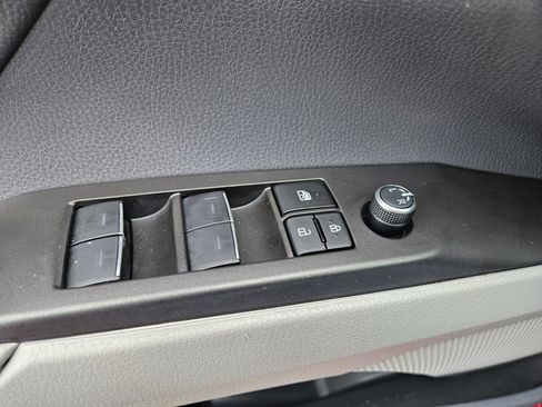 Used 2024 Toyota Camry XSE image 31