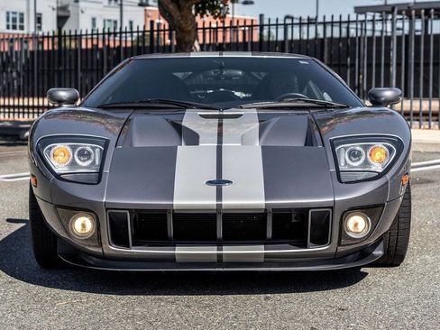 Used 2006 Ford GT image 34