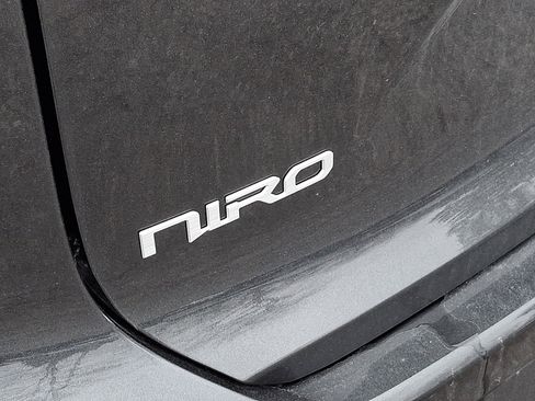New 2026 Kia Niro EX image 27