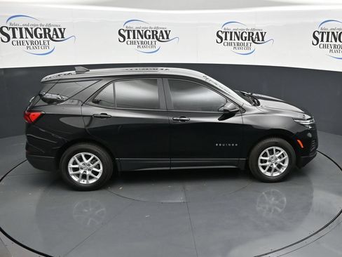 Used 2023 Chevrolet Equinox LS FWD image 28