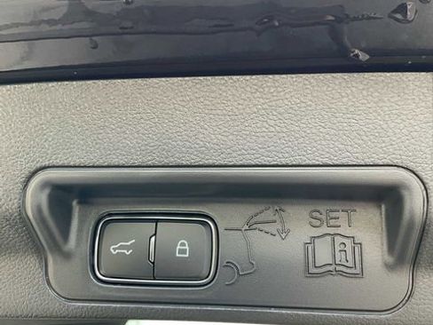 Used 2026 Ford Explorer Active AWD/4WD image 51