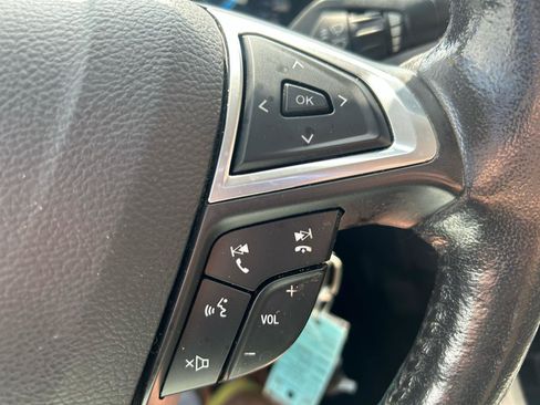 Used 2014 Ford Fusion SE w/ Equipment Group 202A FWD image 19