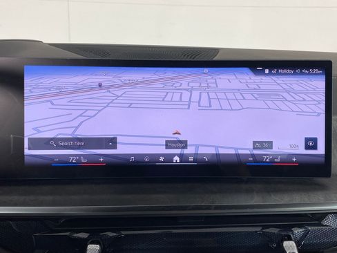 Used 2026 BMW X5 sDrive40i w/ Premium Package image 25