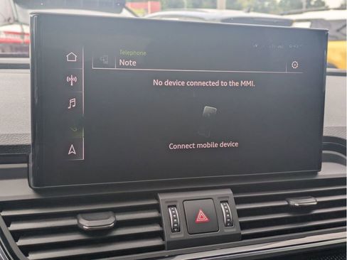 Used 2022 Audi SQ5 Premium image 25