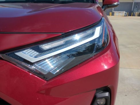 Certified 2025 Toyota RAV4 XLE Premium image 9