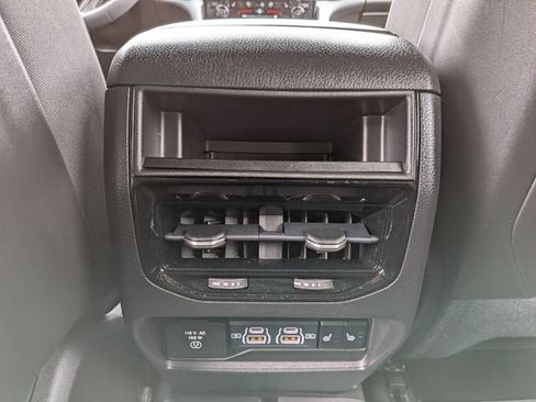 Certified 2023 Jeep Grand Cherokee Overland AWD/4WD image 14