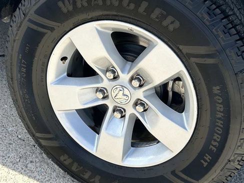 Used 2024 RAM 1500 Classic SLT image 13