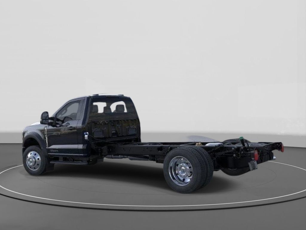 New 2025 Ford F550 Luxury RWD image 4
