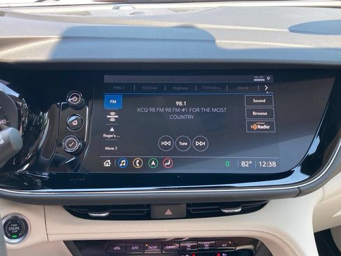Used 2021 Buick Envision Avenir w/ Technology Package II AWD/4WD image 38