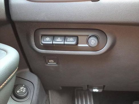 Used 2023 GMC Terrain AT4 w/ Infotainment Package II AWD/4WD image 15