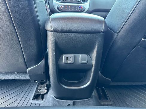 Used 2020 Chevrolet Colorado ZR2 w/ ZR2 Dusk Special Edition AWD/4WD image 24