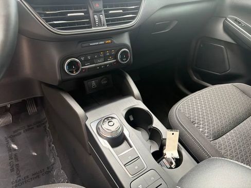 Used 2024 Ford Escape Active w/ Cold Weather Package FWD image 22