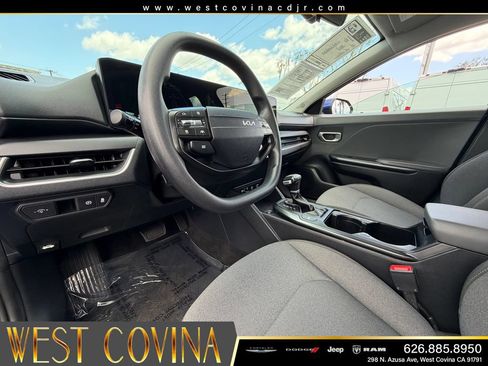 Used 2025 Kia K4 FWD image 26