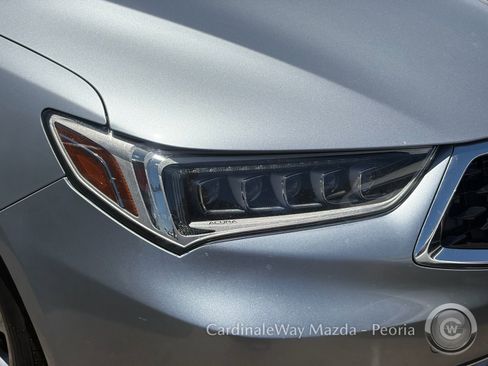 Used 2018 Acura TLX w/ Technology Package FWD image 7