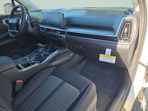 New 2026 Kia Sorento LX FWD image 22