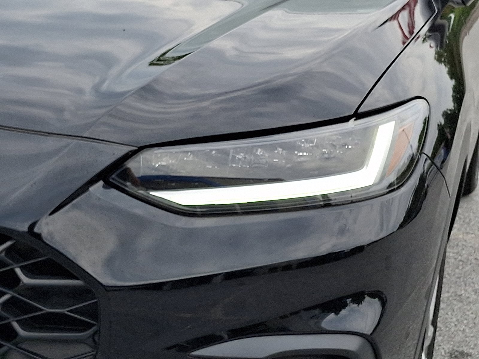 Used 2024 Honda HR-V LX image 9