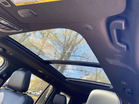 New 2026 Jeep Grand Cherokee L Limited w/ Limited Altitude Package image 42