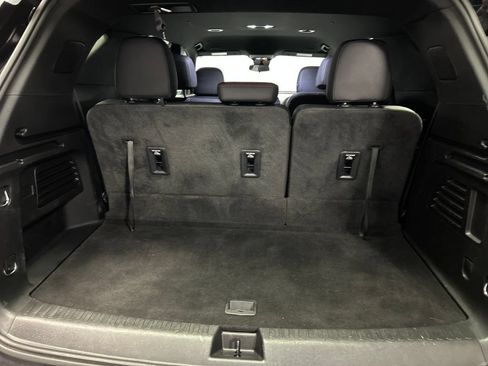 Used 2024 Chevrolet Traverse Z71 w/ LPO, Floor Liner Package AWD/4WD image 25