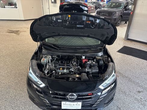 Used 2023 Nissan Versa SR w/ Trunk Package image 28