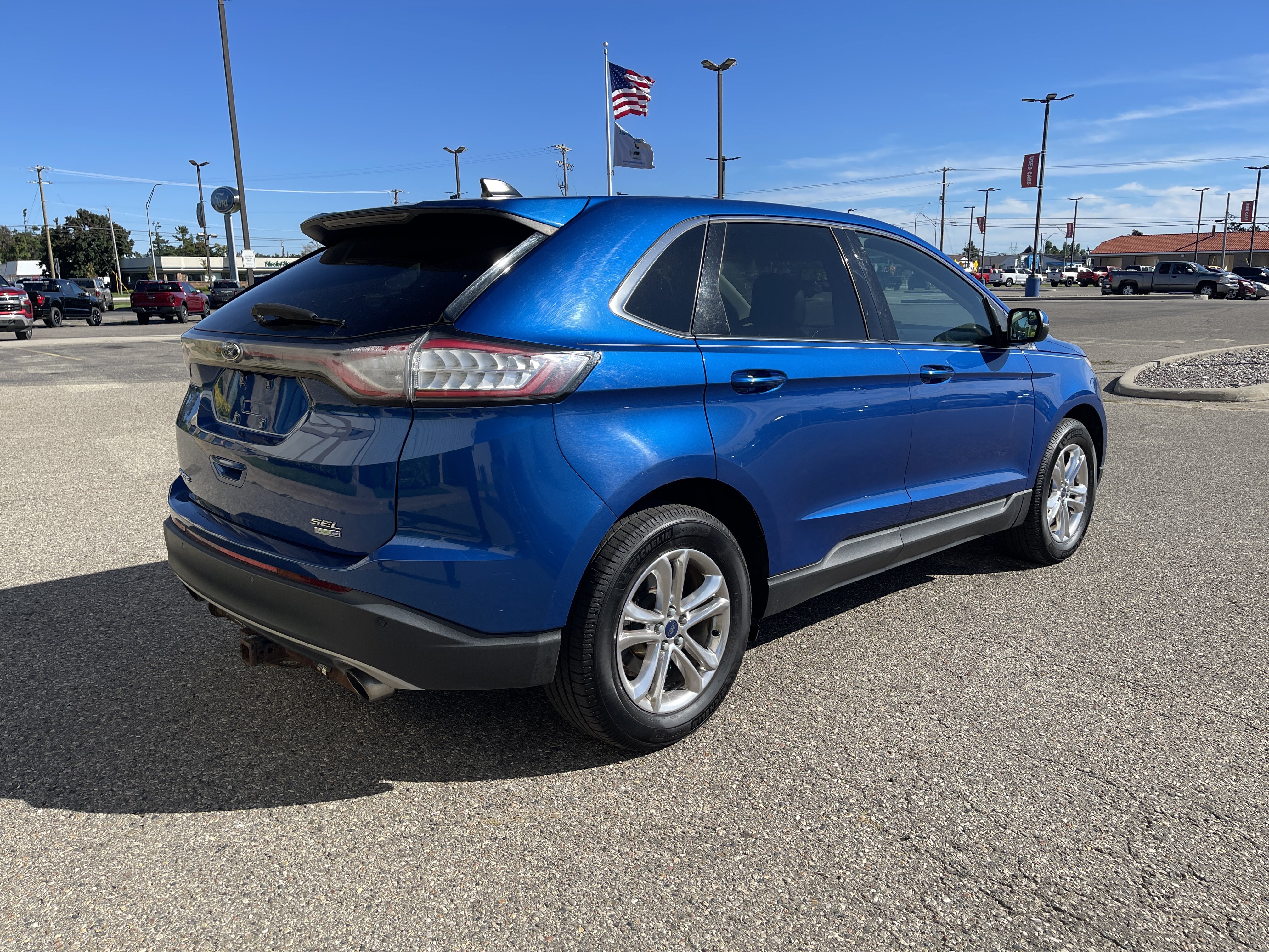 Used 2018 Ford Edge SEL w/ Equipment Group 201A AWD/4WD image 4