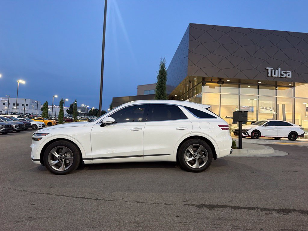Used 2026 Genesis GV70 2.5T Advanced AWD/4WD image 6