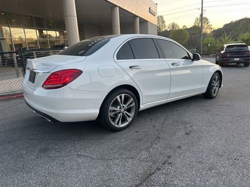 Used 2017 Mercedes-Benz C 300 4MATIC Sedan image 5