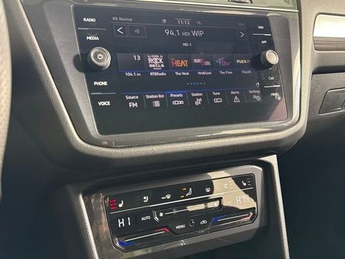 Used 2022 Volkswagen Tiguan SEL R-Line image 26