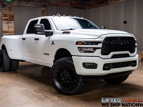 Used 2025 RAM 3500 Big Horn AWD/4WD image 1