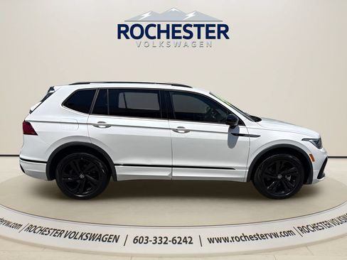 Used 2023 Volkswagen Tiguan SE R-Line AWD/4WD image 7
