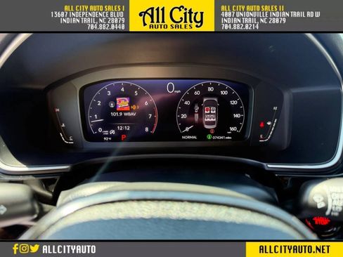 Used 2022 Honda Civic Touring image 31