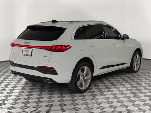 New 2026 Audi Q5 Premium AWD/4WD image 9