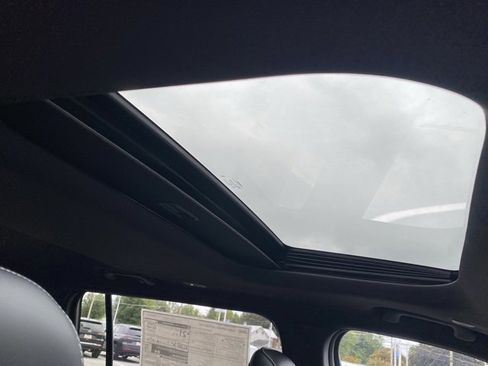 New 2025 Jeep Grand Cherokee L Altitude image 31