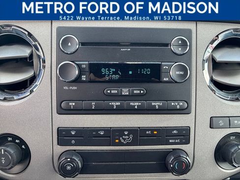 Used 2016 Ford F250 XLT w/ XLT Premium Package AWD/4WD image 25