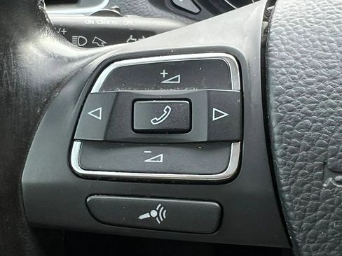 Used 2012 Volkswagen Passat TDI SE FWD image 33